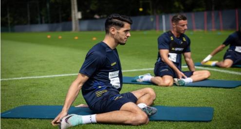  بعد تصريحات قندوسي وقرار الأهلي.. زين الدين بلعيد بين "الدكة والاستبعاد" في بلجيكا